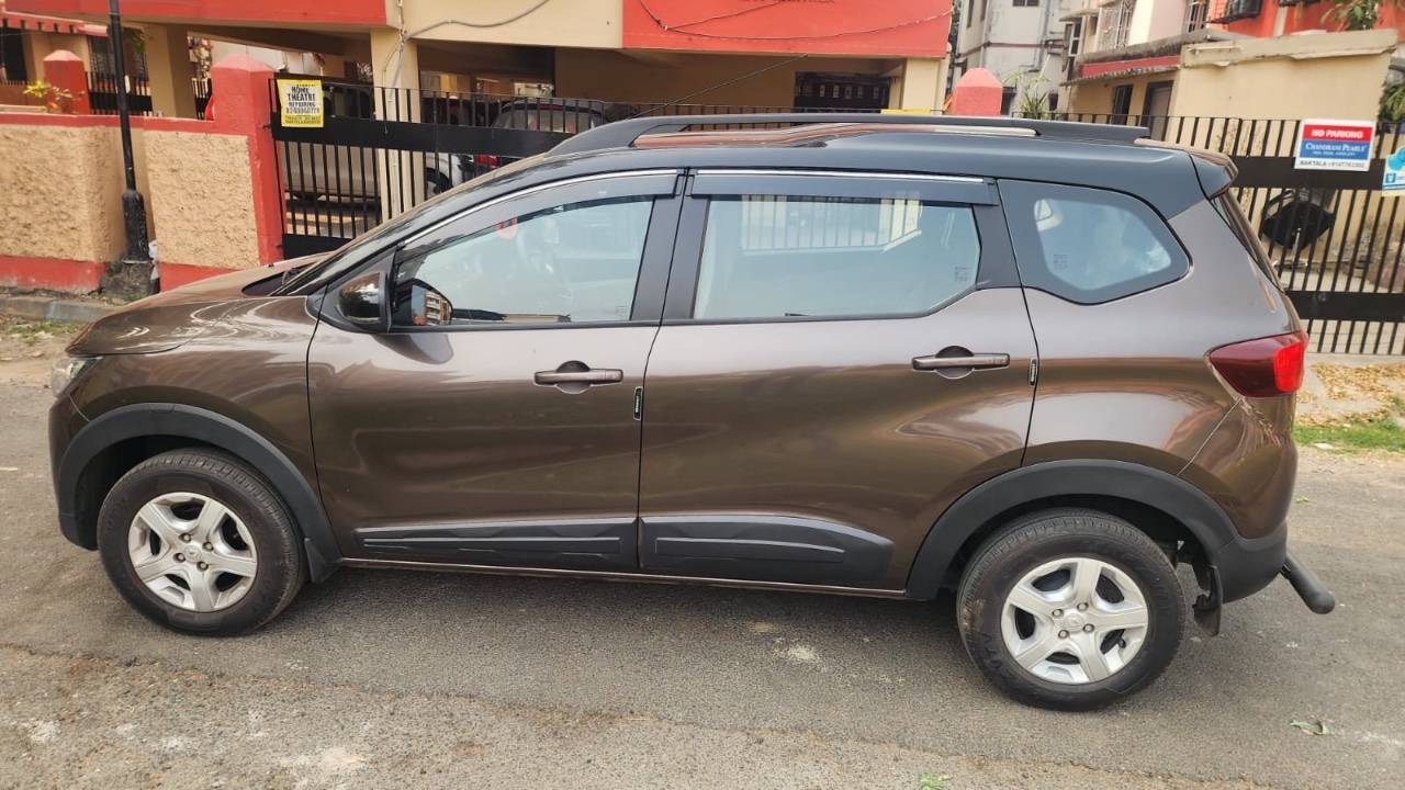 Renualt Triber  Rxt optional