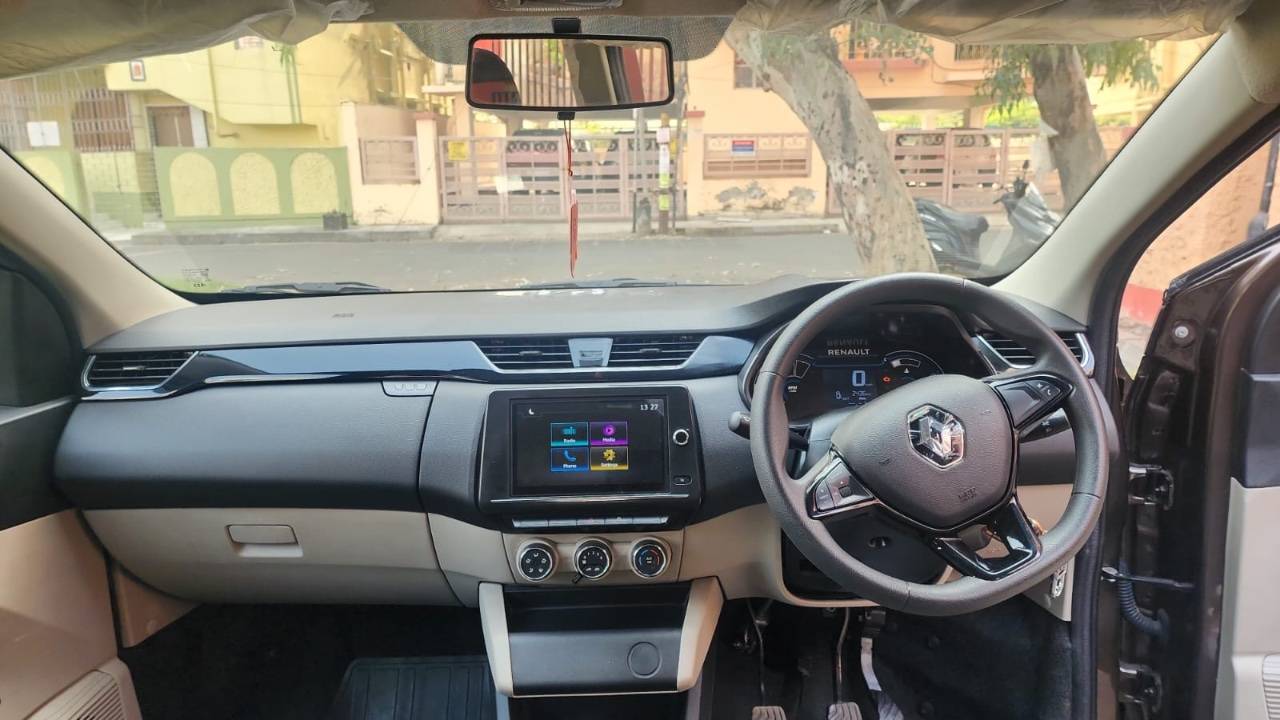 Renualt Triber  Rxt optional